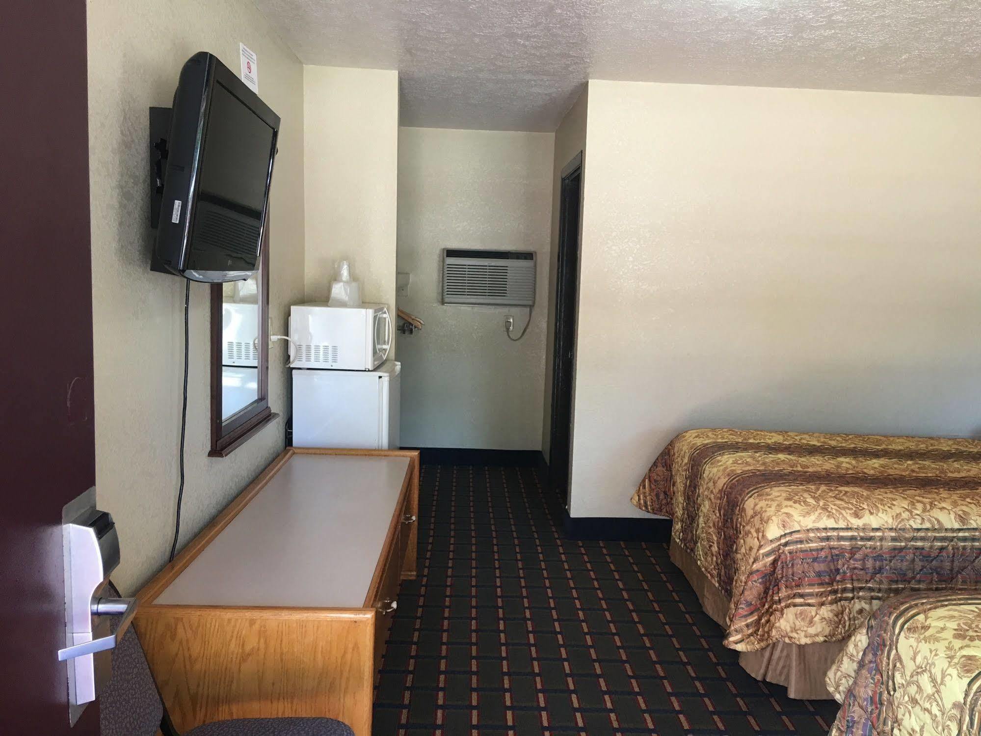 Best Value Inn Motel Sandusky Marianna Kültér fotó
