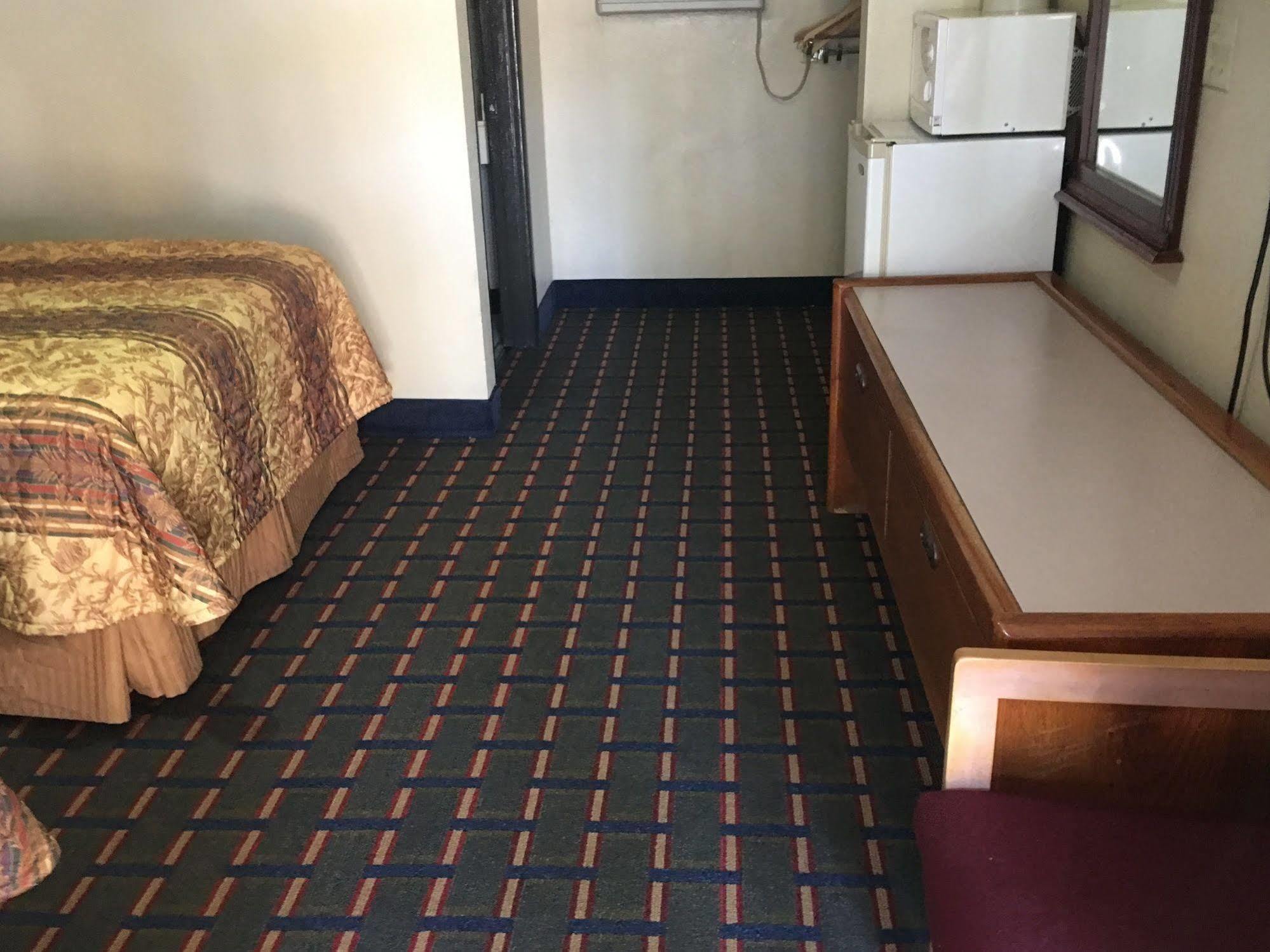 Best Value Inn Motel Sandusky Marianna Kültér fotó