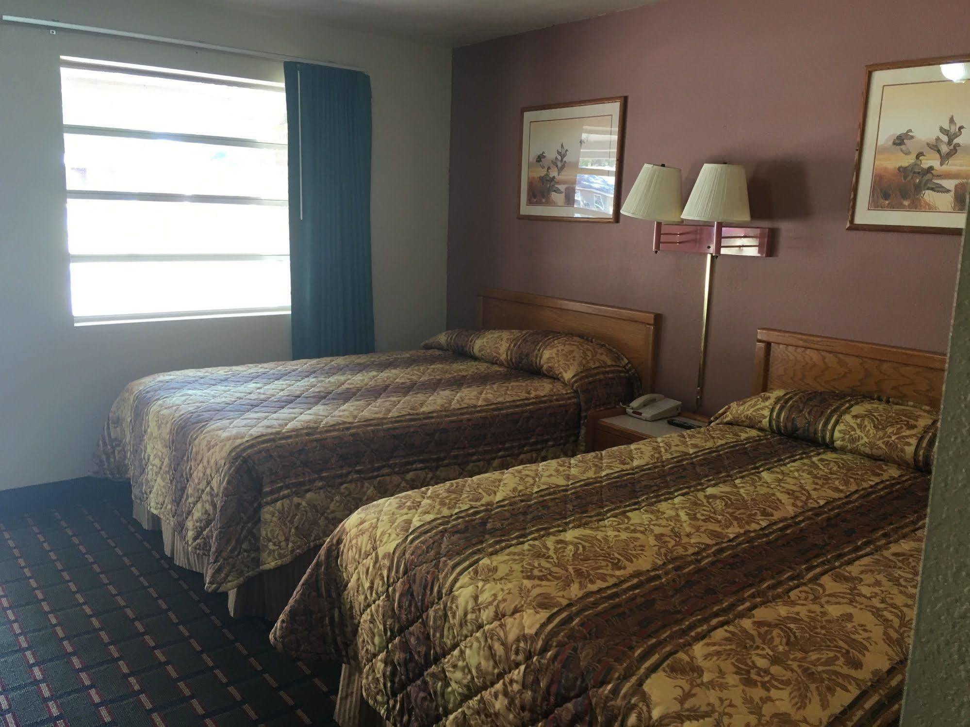 Best Value Inn Motel Sandusky Marianna Kültér fotó